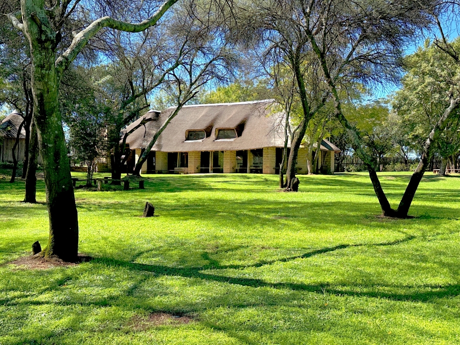 5 Bedroom Property for Sale in Luciana Country Estate Free State